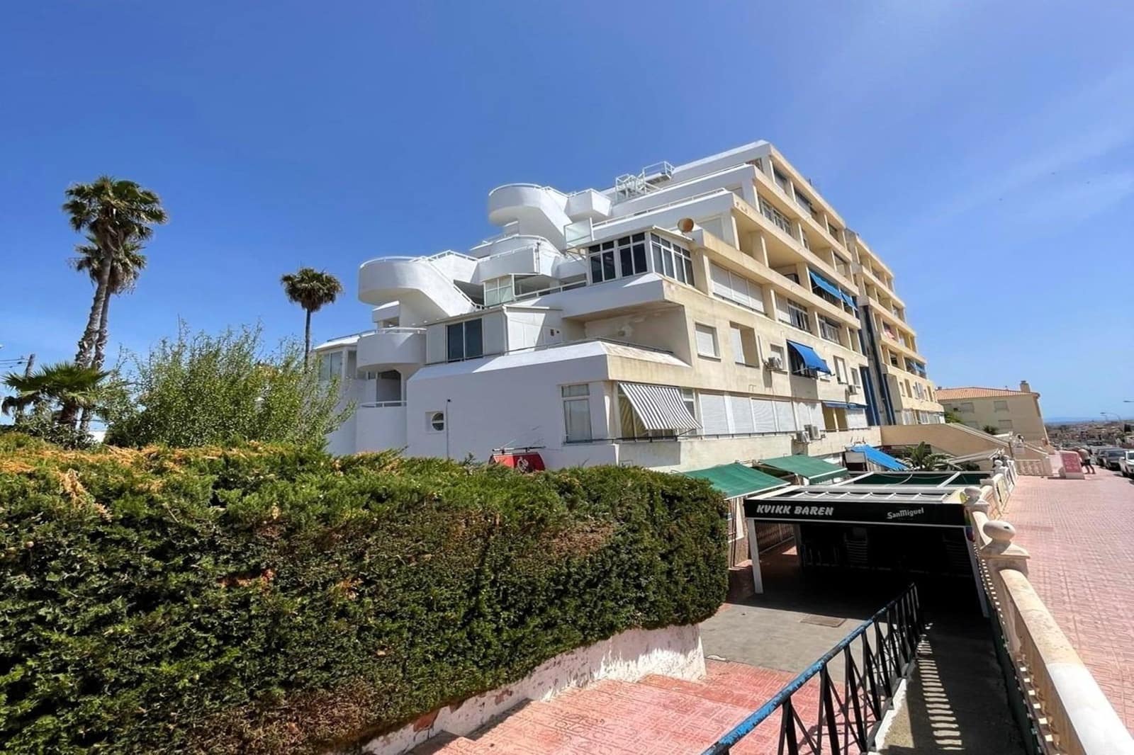 2 slaapkamer Appartement te koop in Torrevieja met zwembad - € 219.000 (Ref: 9922278)