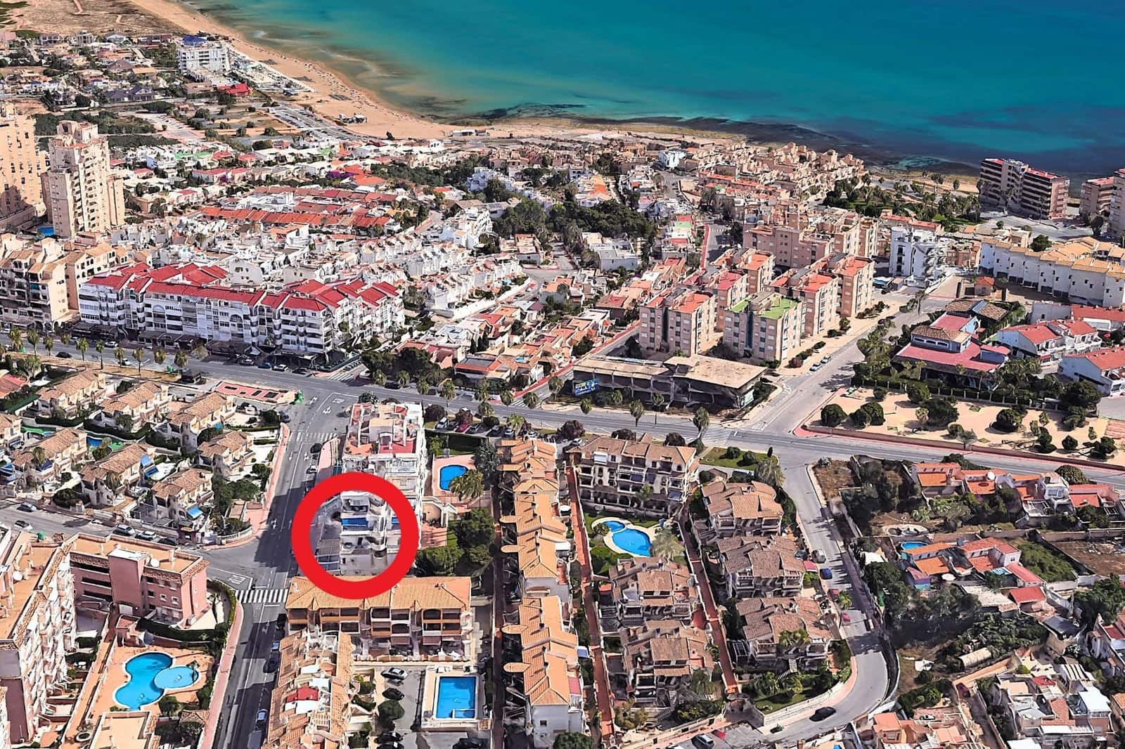 2 slaapkamer Appartement te koop in Torrevieja met zwembad - € 219.000 (Ref: 9922278)