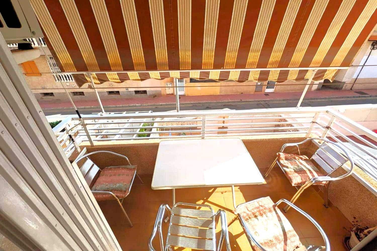 2 slaapkamer Appartement te koop in Torrevieja met zwembad - € 139.900 (Ref: 9924599)