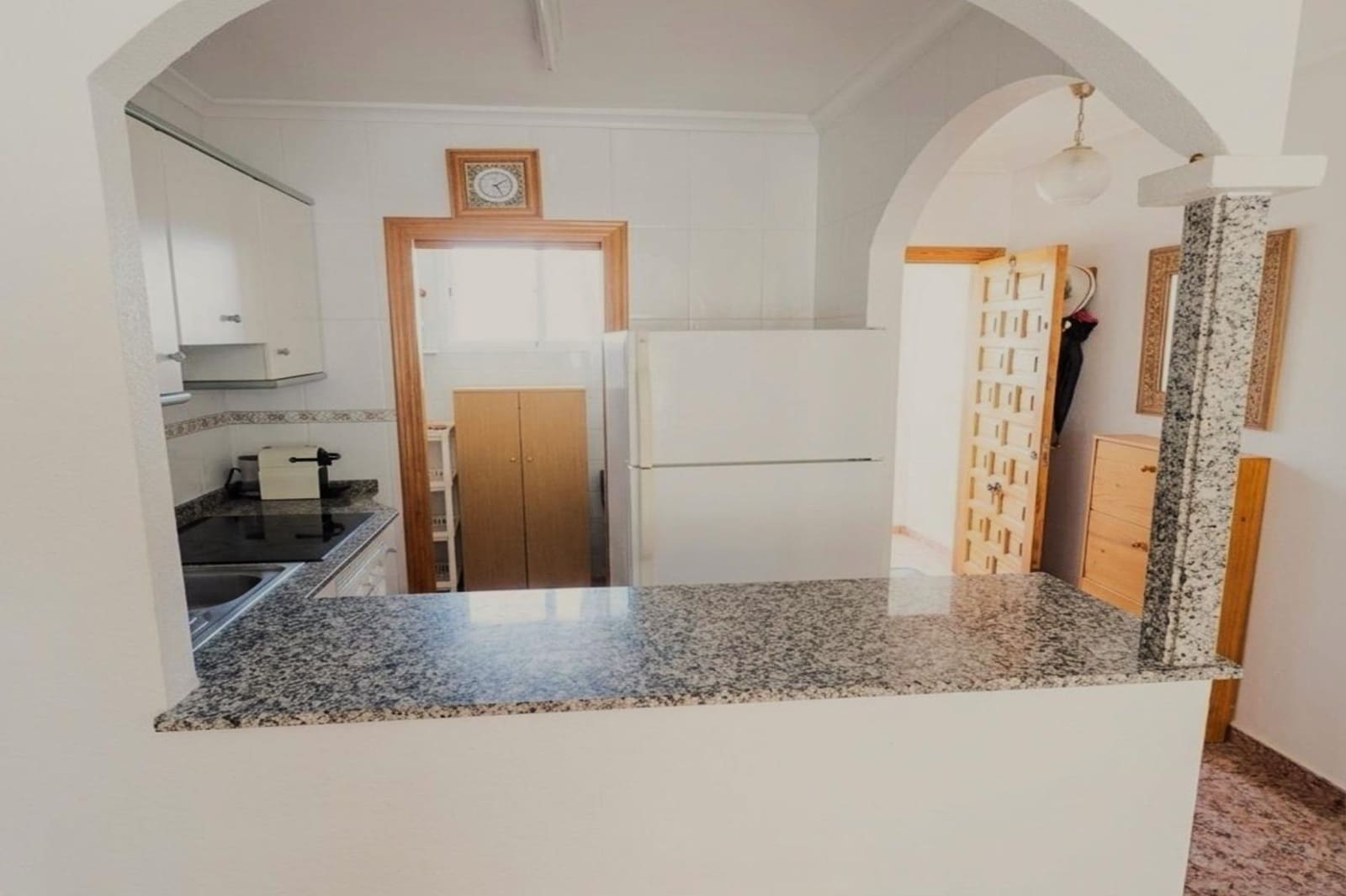 2 slaapkamer Appartement te koop in Torrevieja met zwembad - € 139.900 (Ref: 9924599)