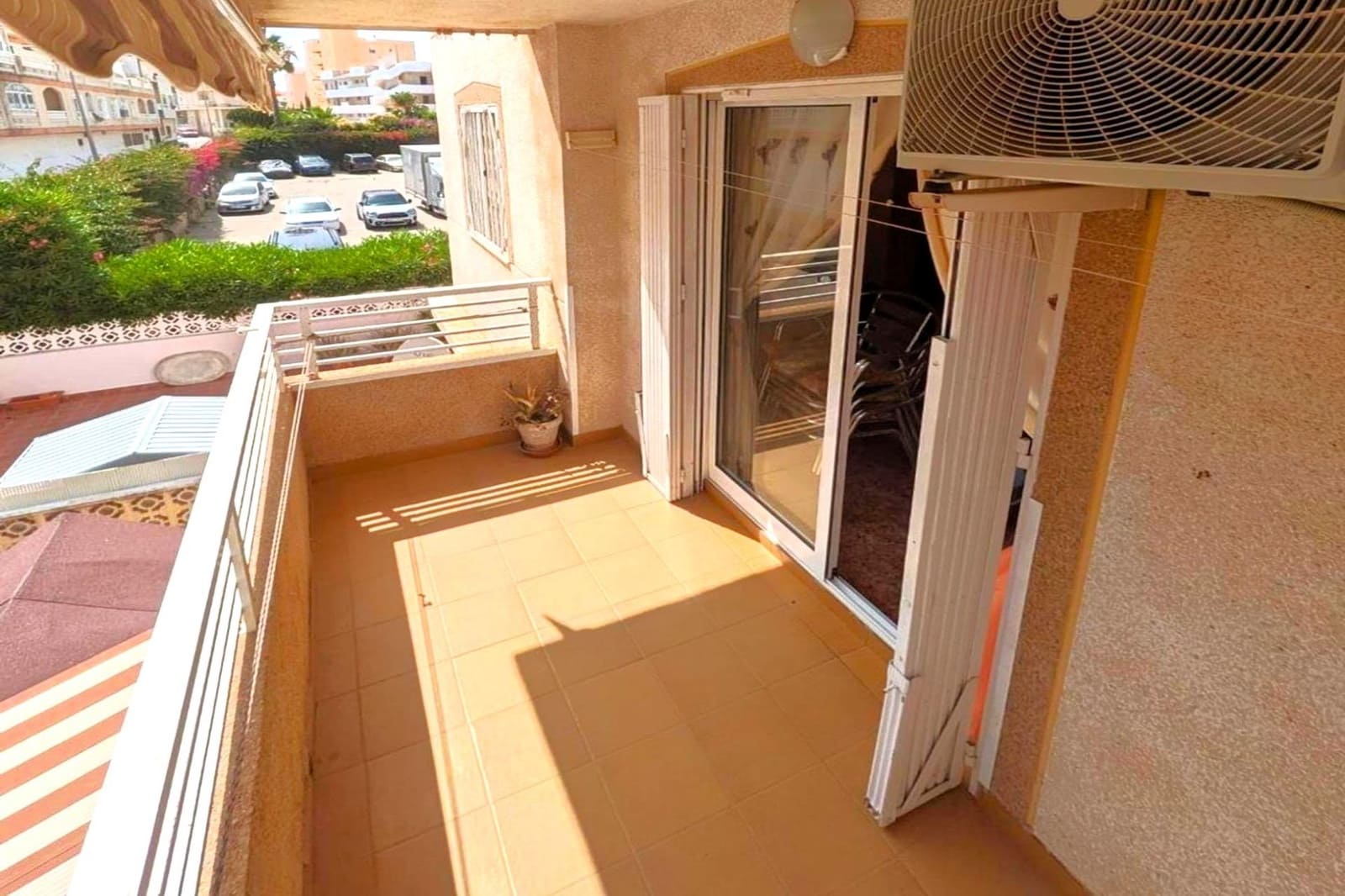 2 slaapkamer Appartement te koop in Torrevieja met zwembad - € 139.900 (Ref: 9924599)
