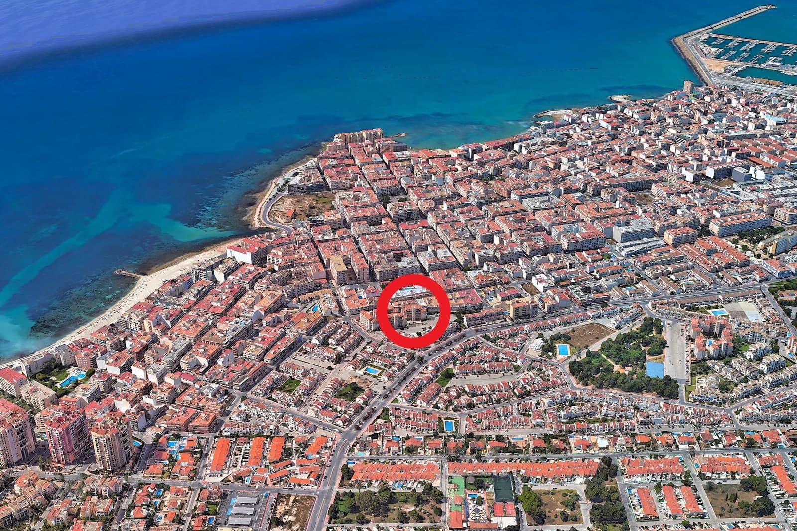 2 slaapkamer Appartement te koop in Torrevieja met zwembad - € 139.900 (Ref: 9924599)