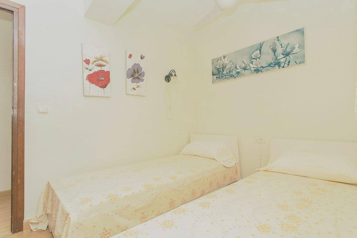 3 chambre Appartement à vendre à Torrevieja - 200 000 € (Ref: 9930786)