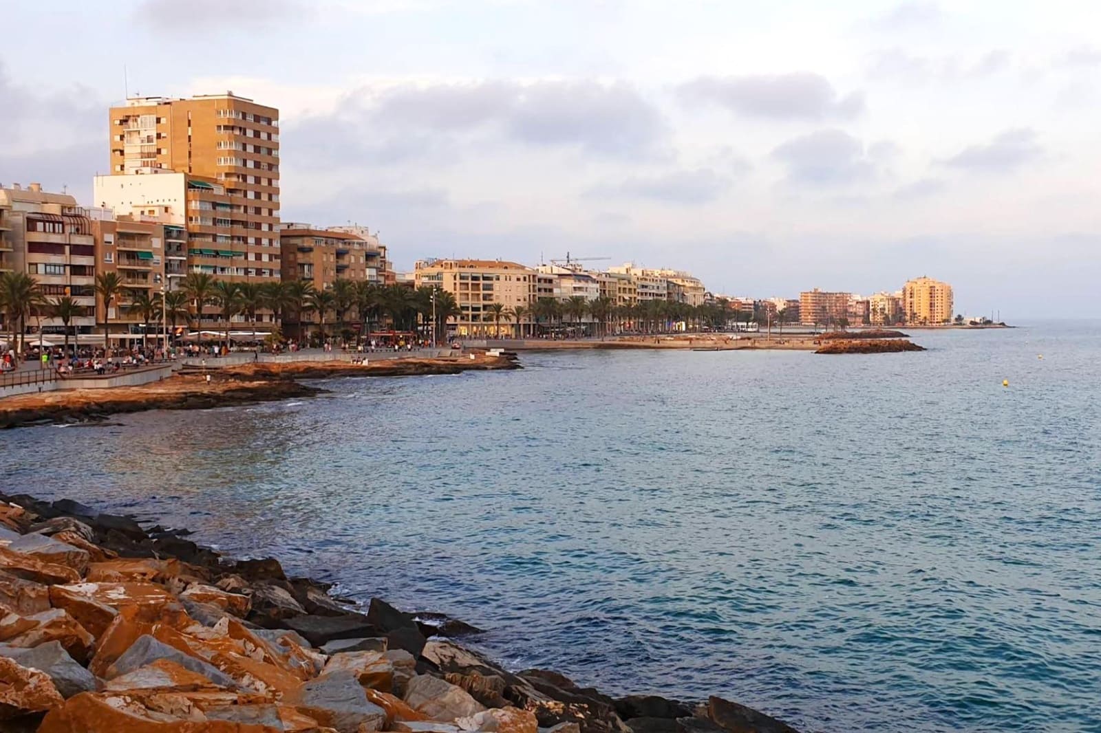 2 sovrum Takvåning till salu i Torrevieja - 199 900 € (Ref: 9939945)
