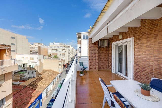 2 Zimmer Penthouse zu verkaufen in Las Piscinas Naturales, Torrevieja - 199.900 € (Ref: 9939945)