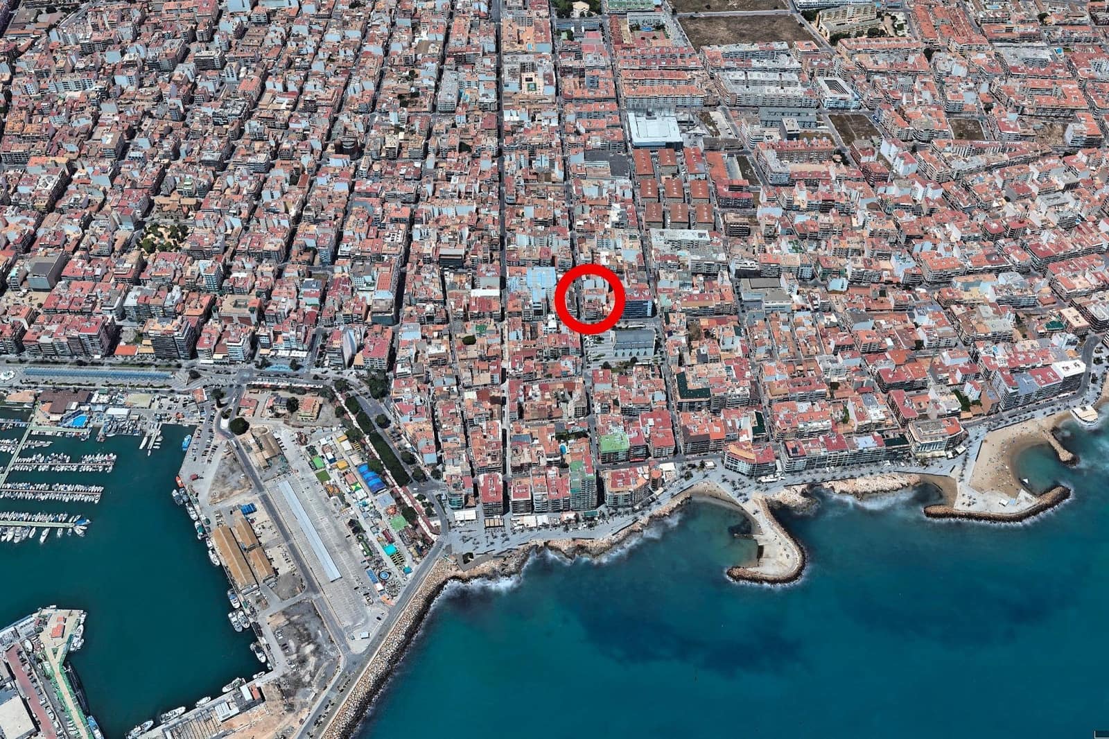 2 sovrum Takvåning till salu i Torrevieja - 199 900 € (Ref: 9939945)