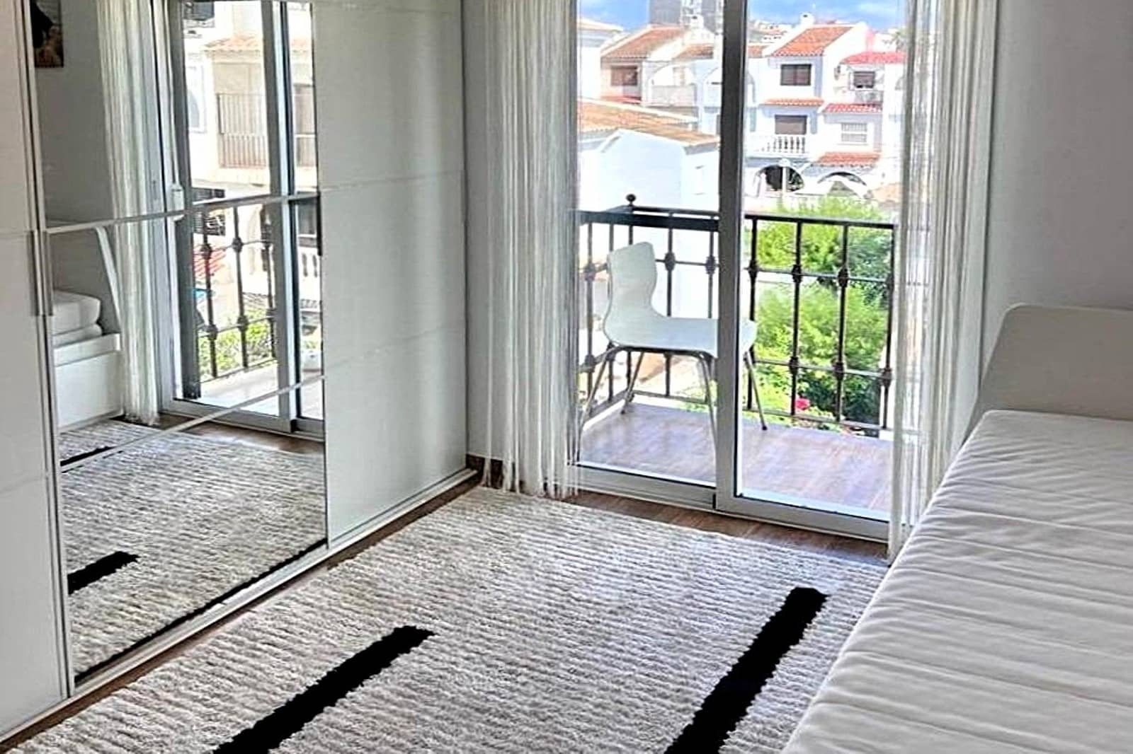3 soverom Penthouse til salgs i Torrevieja med svømmebasseng - € 210 000 (Ref: 9943648)