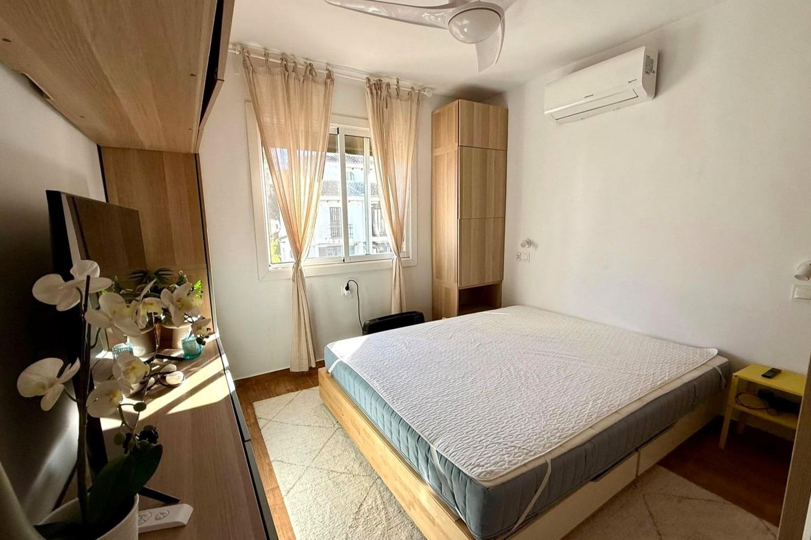 3 soverom Penthouse til salgs i Torrevieja med svømmebasseng - € 210 000 (Ref: 9943648)