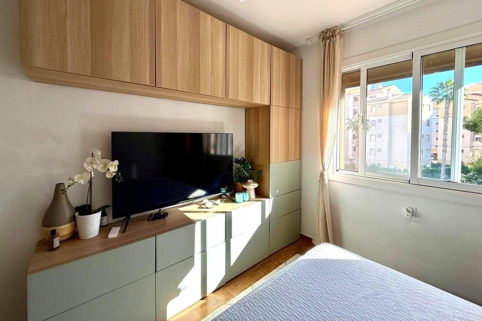 3 soverom Penthouse til salgs i Torrevieja med svømmebasseng - € 210 000 (Ref: 9943648)