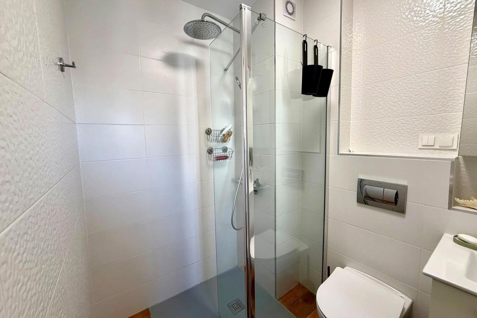 3 soverom Penthouse til salgs i Torrevieja med svømmebasseng - € 210 000 (Ref: 9943648)