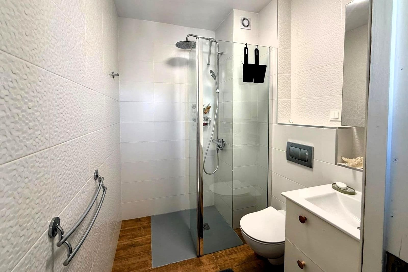 3 soverom Penthouse til salgs i Torrevieja med svømmebasseng - € 210 000 (Ref: 9943648)