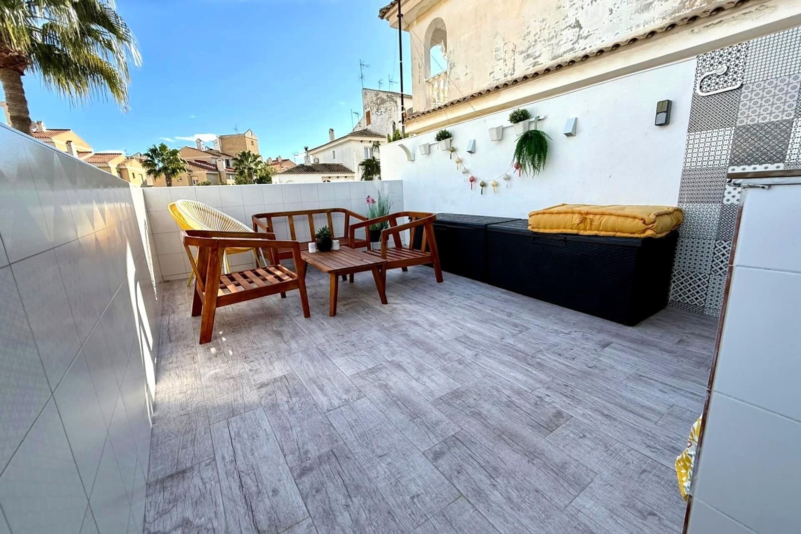 3 soverom Penthouse til salgs i Torrevieja med svømmebasseng - € 210 000 (Ref: 9943648)
