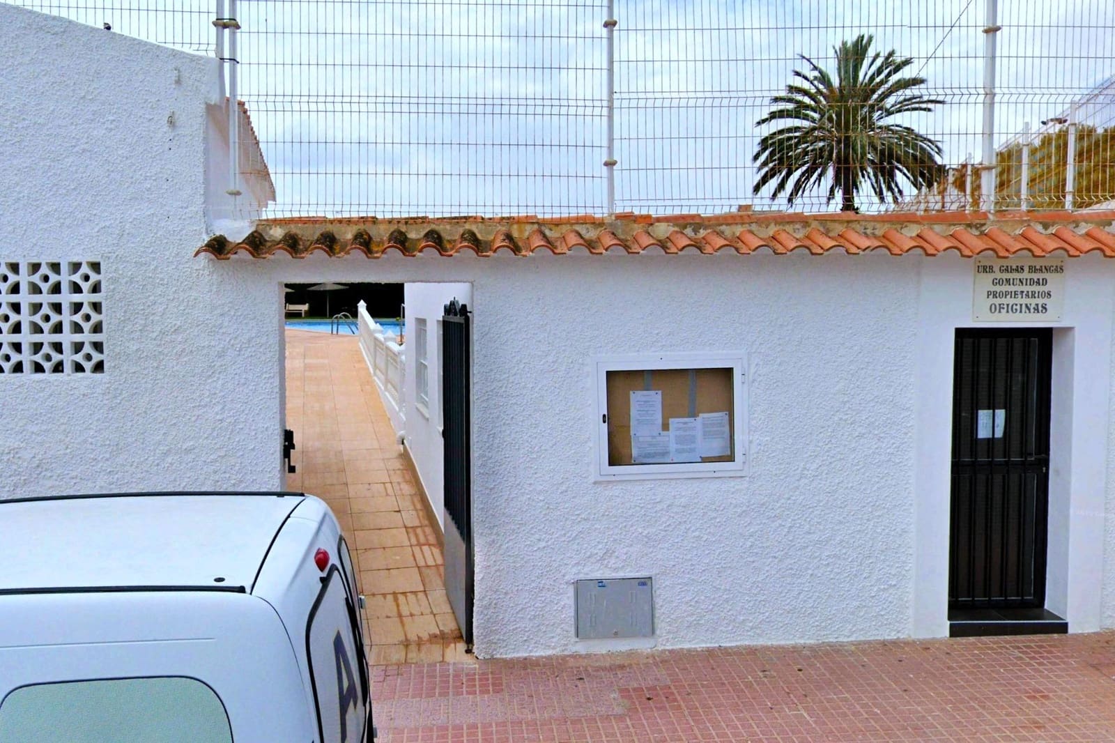 3 soverom Penthouse til salgs i Torrevieja med svømmebasseng - € 210 000 (Ref: 9943648)