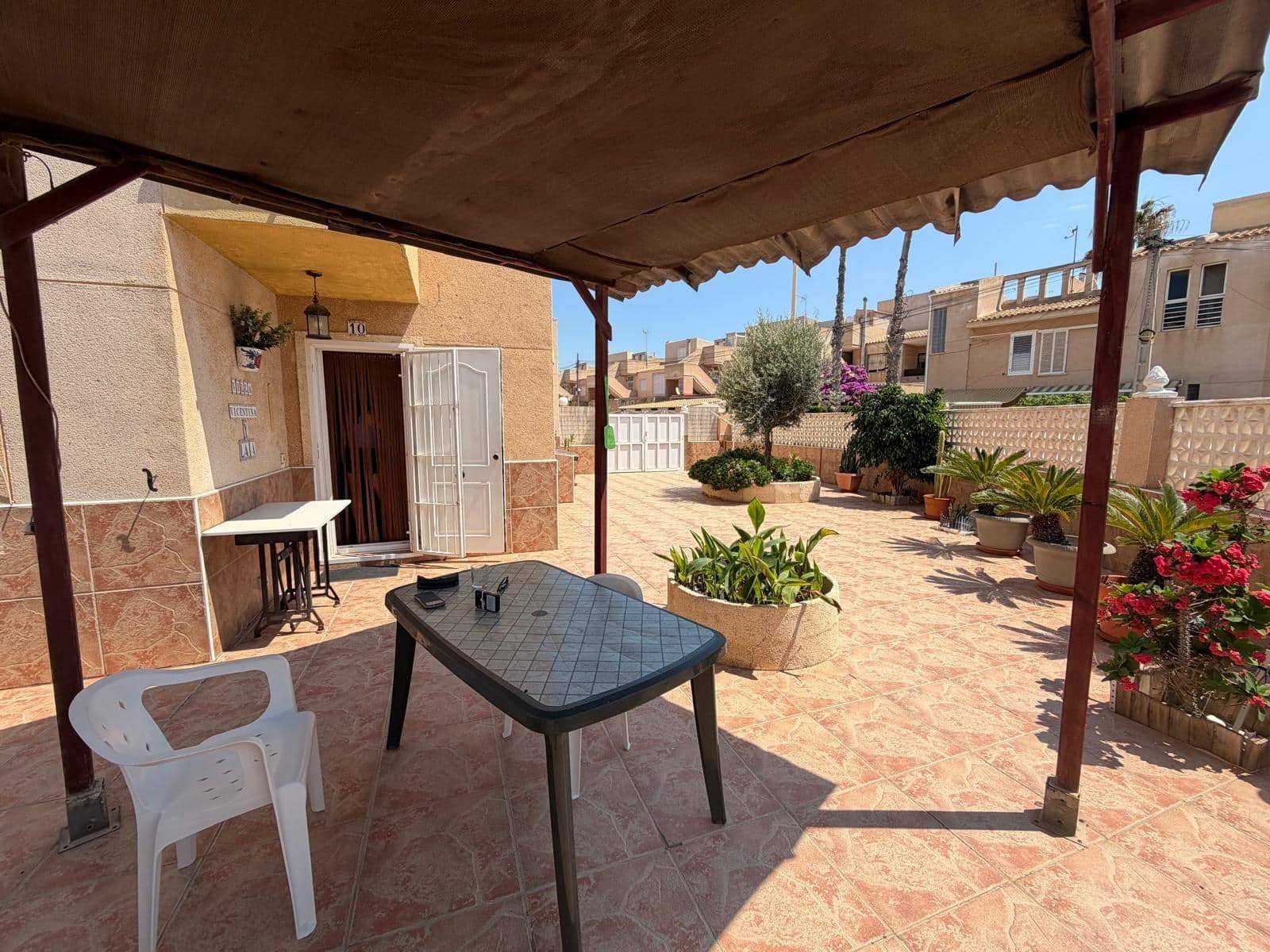 5 quarto Moradia em Banda para venda em Torrevieja com piscina garagem - 319 900 € (Ref: 9944152)