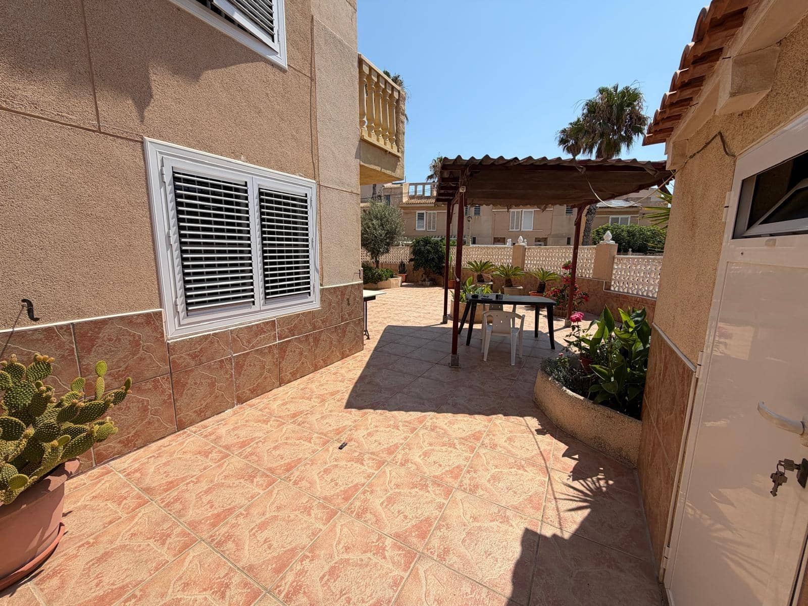 5 quarto Moradia em Banda para venda em Torrevieja com piscina garagem - 319 900 € (Ref: 9944152)