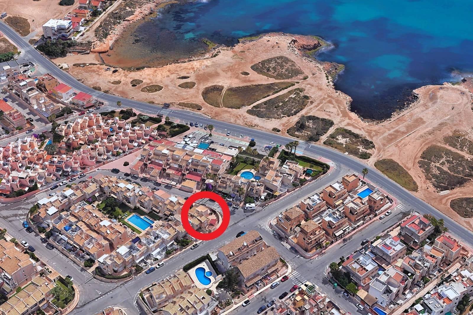 5 quarto Moradia em Banda para venda em Torrevieja com piscina garagem - 319 900 € (Ref: 9944152)