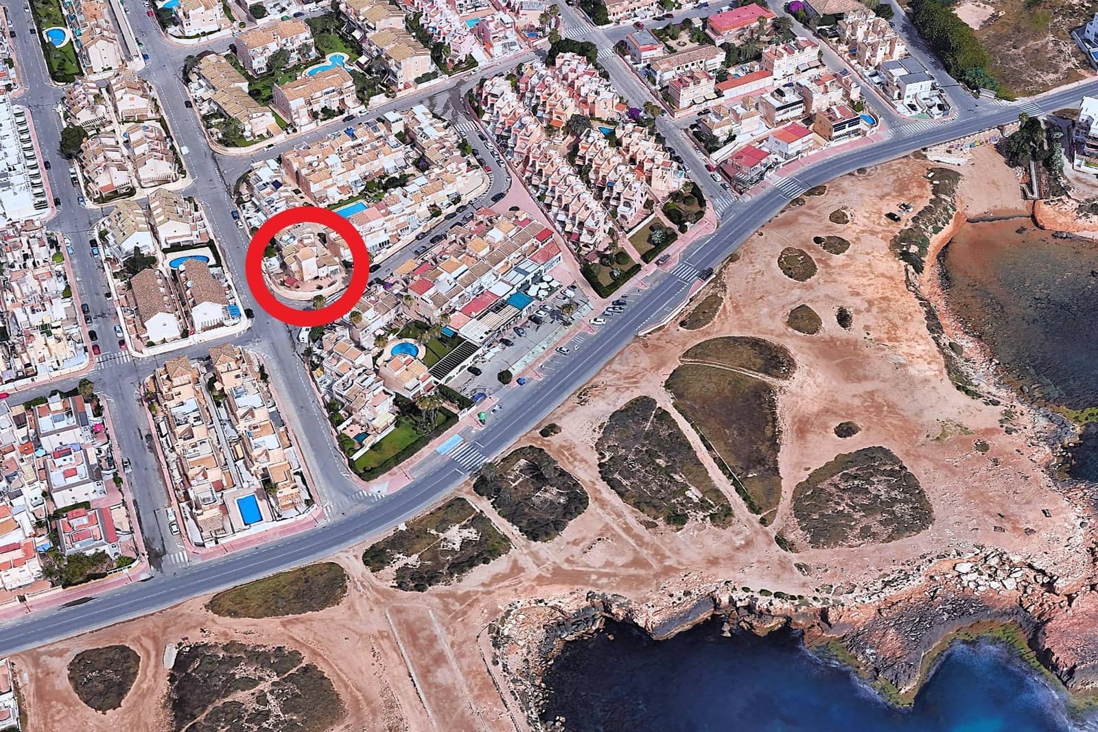 5 quarto Moradia em Banda para venda em Torrevieja com piscina garagem - 319 900 € (Ref: 9944152)