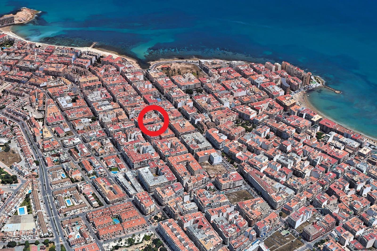 2 makuuhuone Kattohuoneisto myytävänä paikassa Torrevieja - 219 900 € (Ref: 9947896)