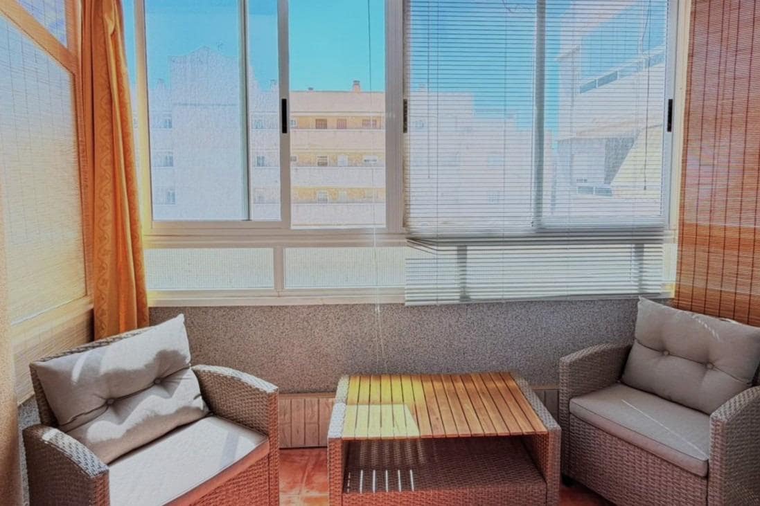 2 sypialnia Apartament na sprzedaż w Torrevieja z basenem - 127 900 € (Ref: 9952606)