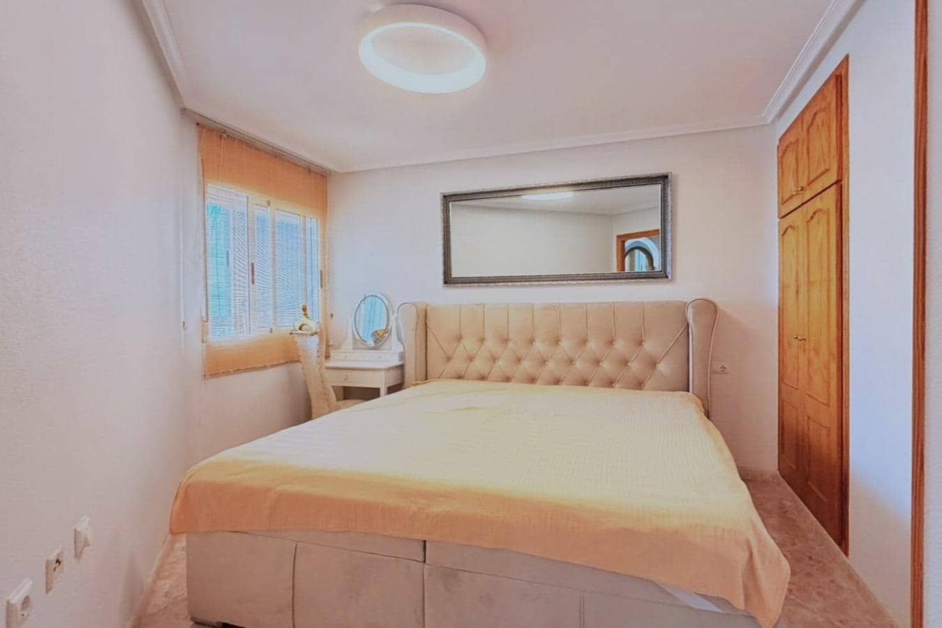 2 sypialnia Apartament na sprzedaż w Torrevieja z basenem - 127 900 € (Ref: 9952606)