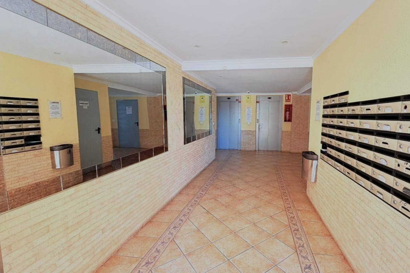 2 sypialnia Apartament na sprzedaż w Torrevieja z basenem - 127 900 € (Ref: 9952606)