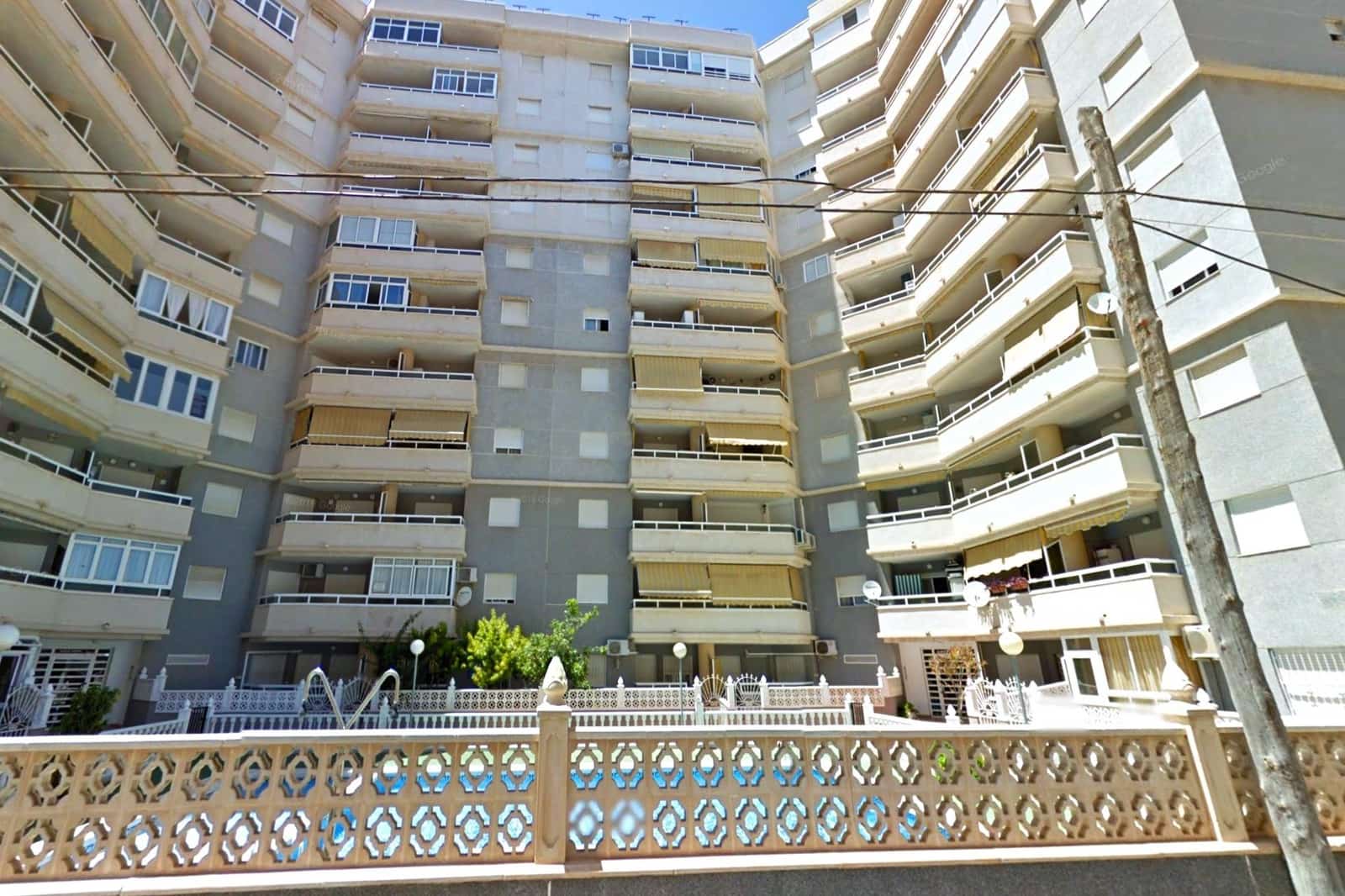 2 sypialnia Apartament na sprzedaż w Torrevieja z basenem - 127 900 € (Ref: 9952606)