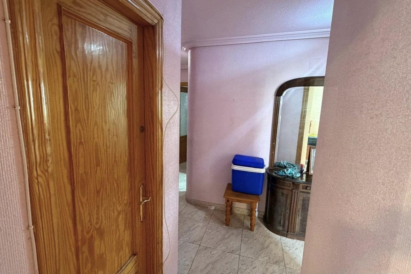 2 bedroom Apartment for sale in Torrevieja - € 144,900 (Ref: 9965260)