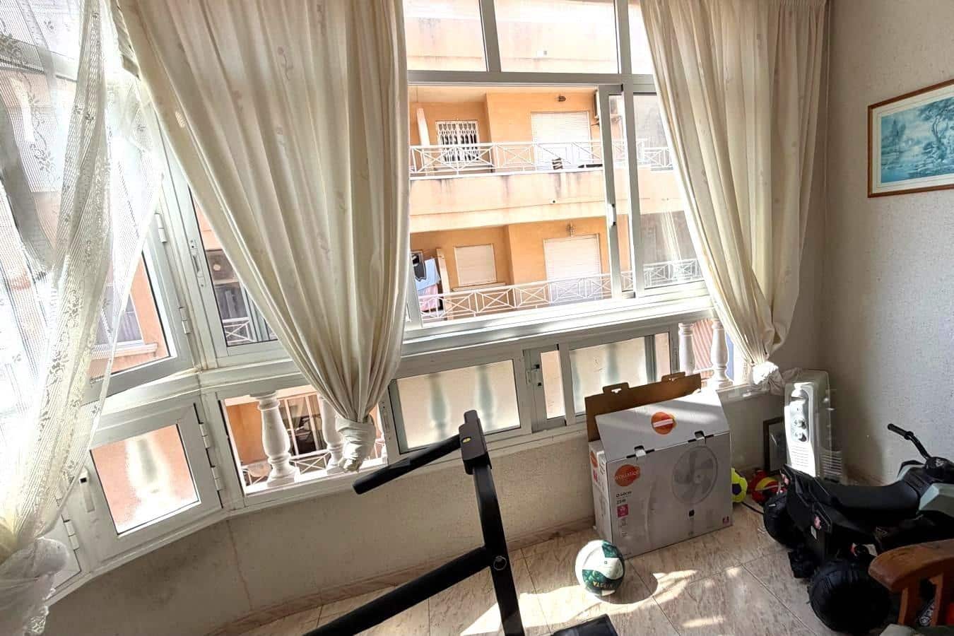 2 bedroom Apartment for sale in Torrevieja - € 144,900 (Ref: 9965260)