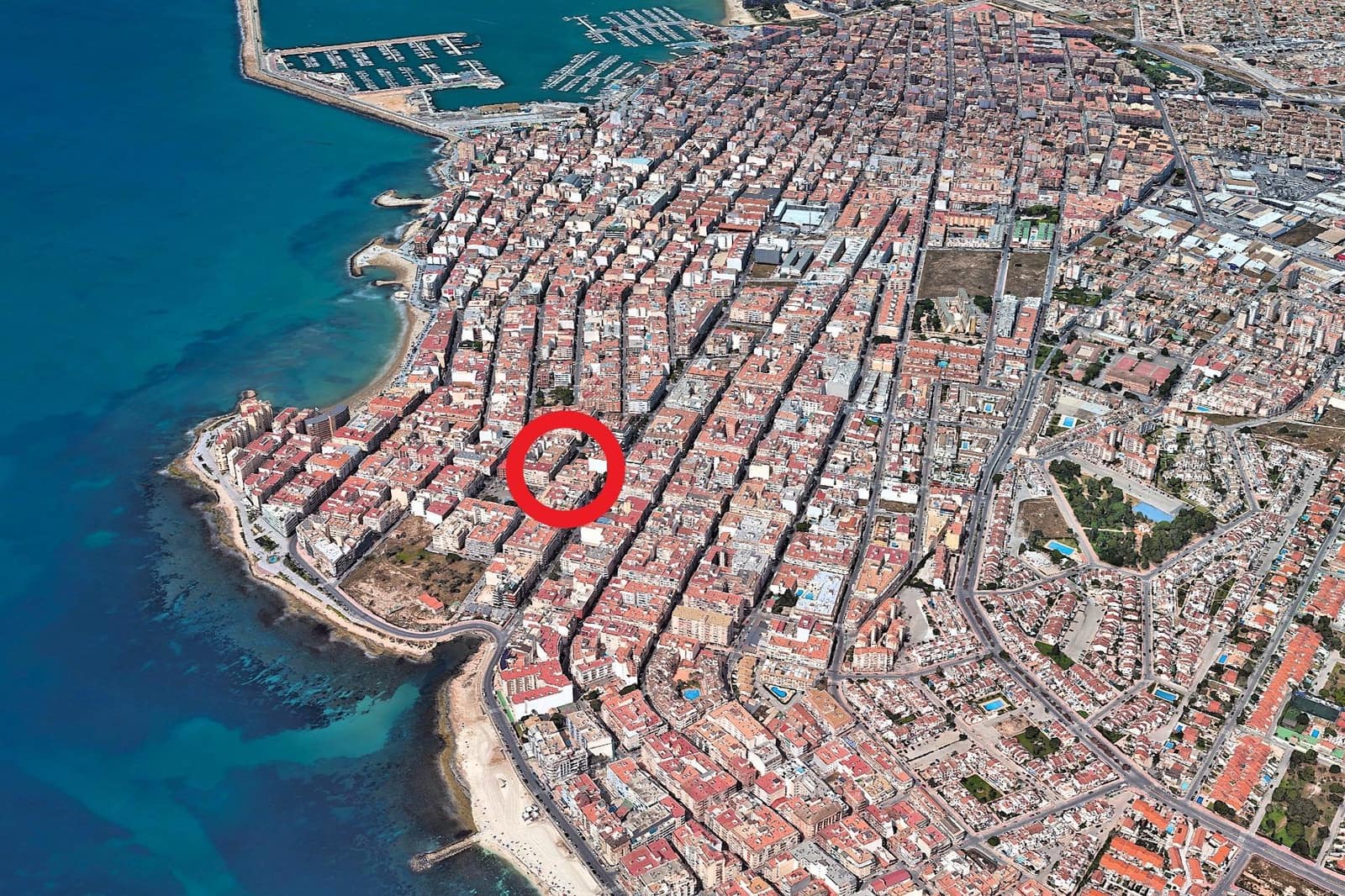 2 bedroom Apartment for sale in Torrevieja - € 144,900 (Ref: 9965260)