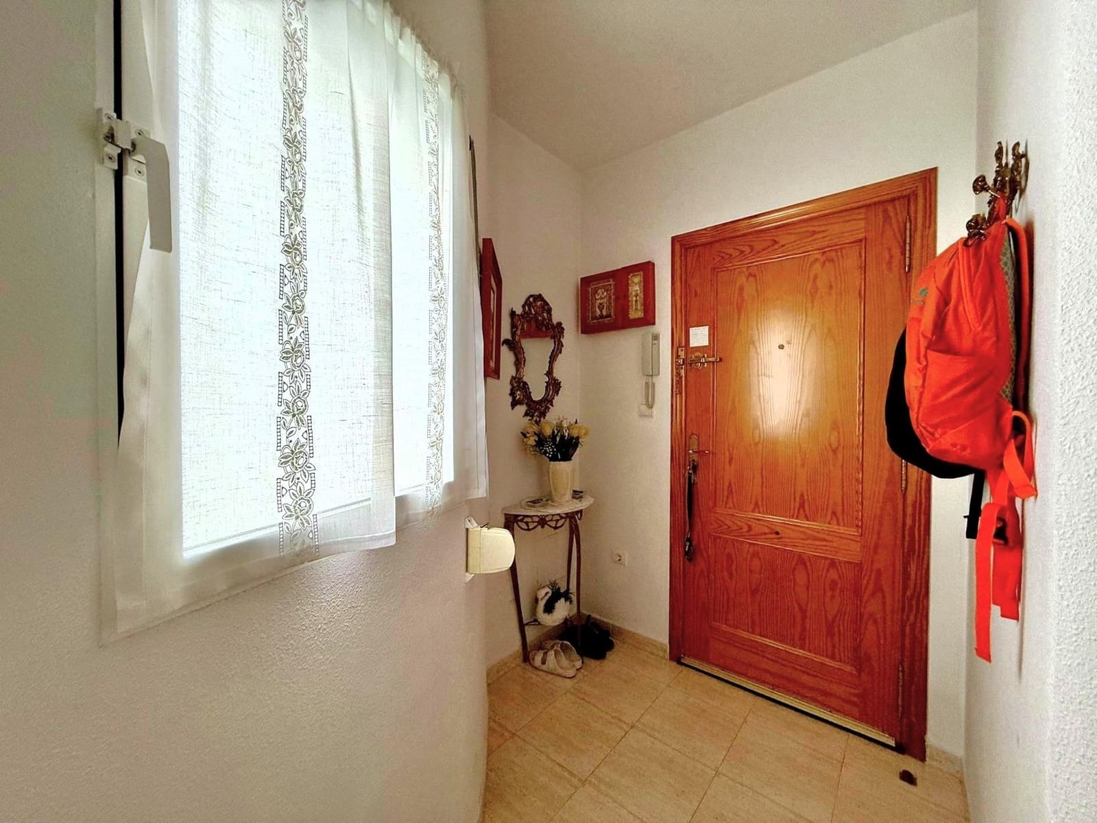 2 slaapkamer Appartement te koop in Torrevieja met zwembad garage - € 139.900 (Ref: 9967794)
