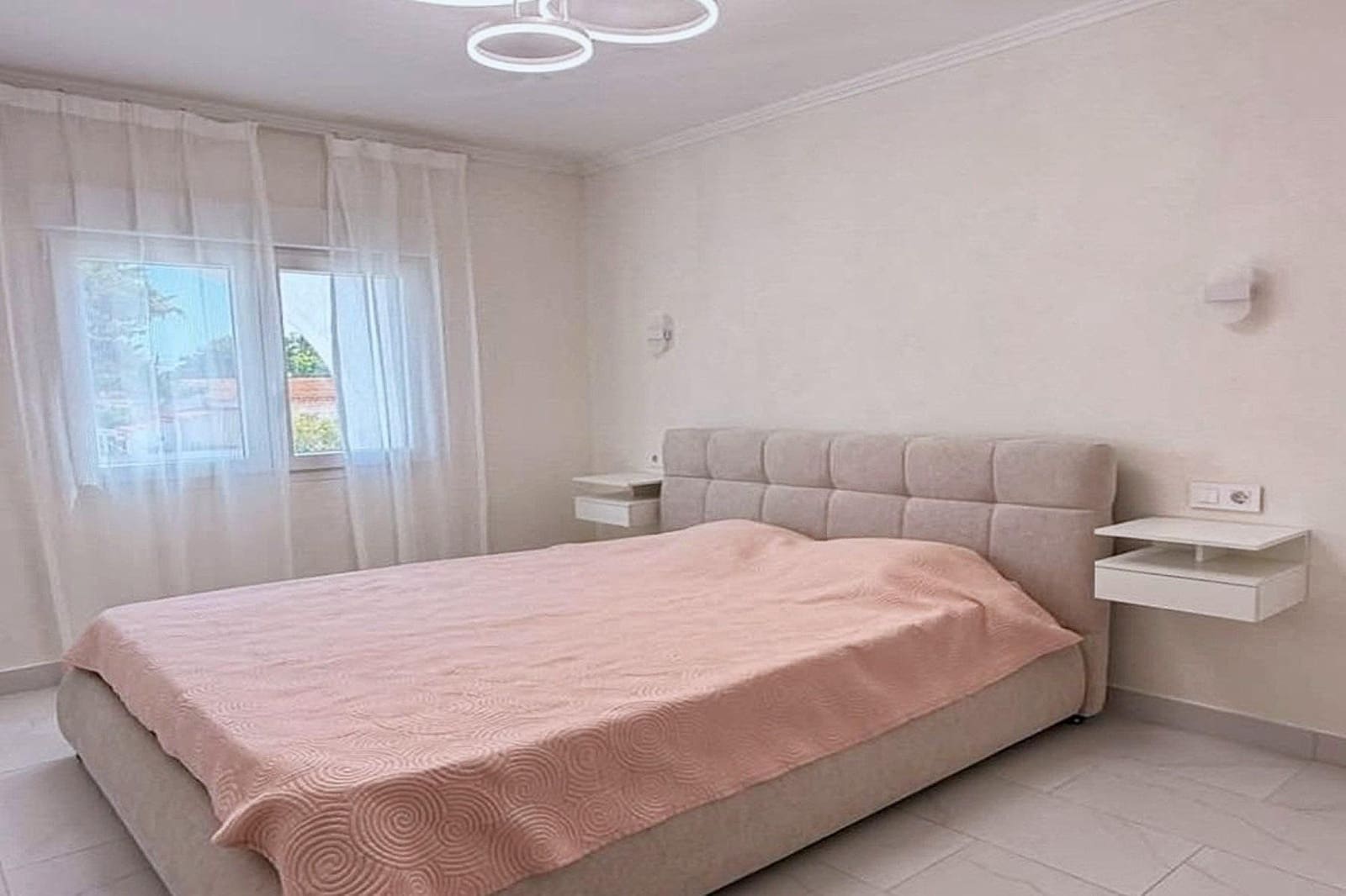 3 quarto Moradia em Banda para venda em Torrevieja com piscina - 259 900 € (Ref: 9968339)