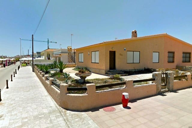 3 soveværelse Villa til salg i Los Europeos, Torrevieja med garage - € 990.000 (Ref: 9968341)
