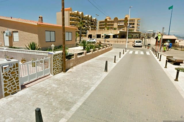 3 soveværelse Villa til salg i Los Europeos, Torrevieja med garage - € 990.000 (Ref: 9968341)