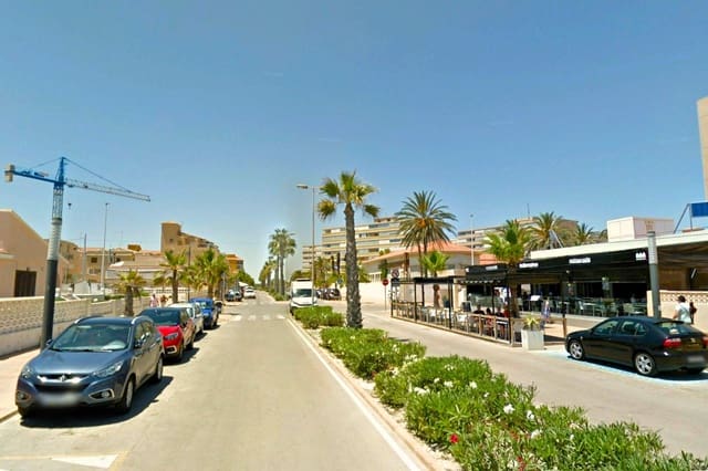 3 soveværelse Villa til salg i Los Europeos, Torrevieja med garage - € 990.000 (Ref: 9968341)