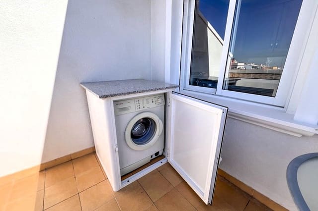 3 soveværelse Penthouse til salg i Puerto Deportivo, Torrevieja med garage - € 265.000 (Ref: 9977306)