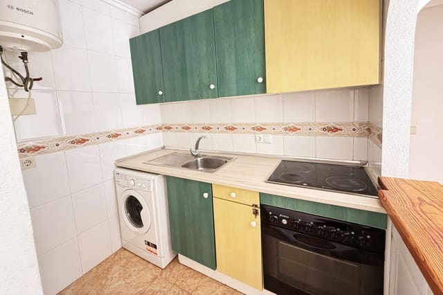 2 slaapkamer Penthouse te koop in El Molino, Torrevieja met zwembad - € 136.500 (Ref: 9977307)