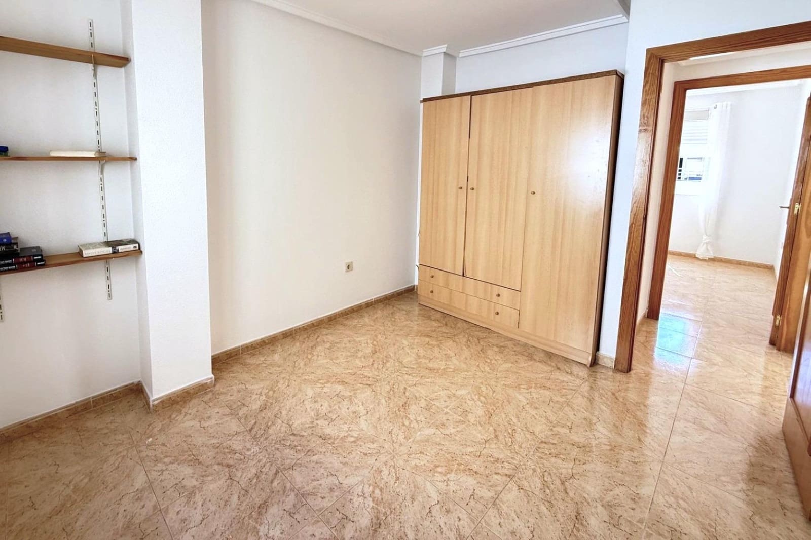 2 sovrum Takvåning till salu i Torrevieja med pool - 136 500 € (Ref: 9977307)