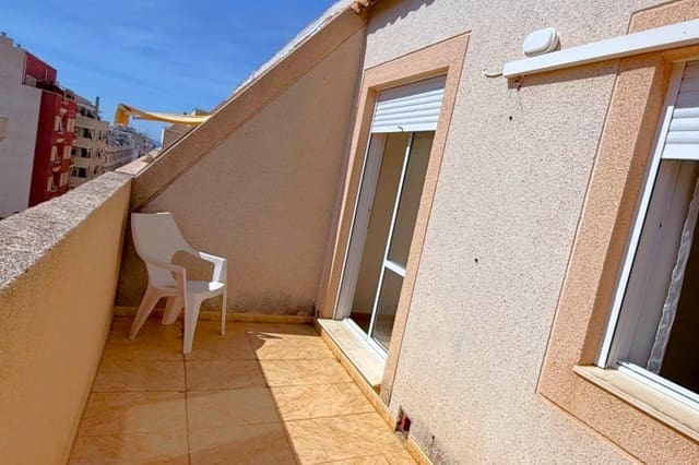 2 slaapkamer Penthouse te koop in El Molino, Torrevieja met zwembad - € 136.500 (Ref: 9977307)