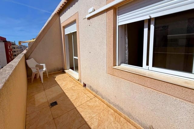 2 slaapkamer Penthouse te koop in El Molino, Torrevieja met zwembad - € 136.500 (Ref: 9977307)