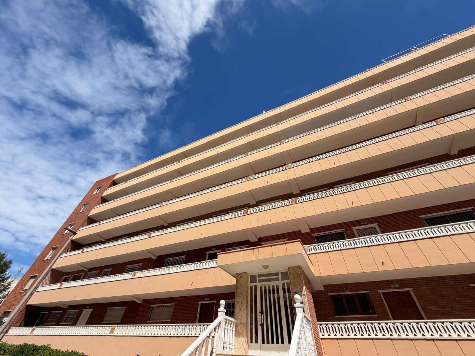 3 soveværelse Lejlighed til salg i Punta Prima - € 249.900 (Ref: 9978822)