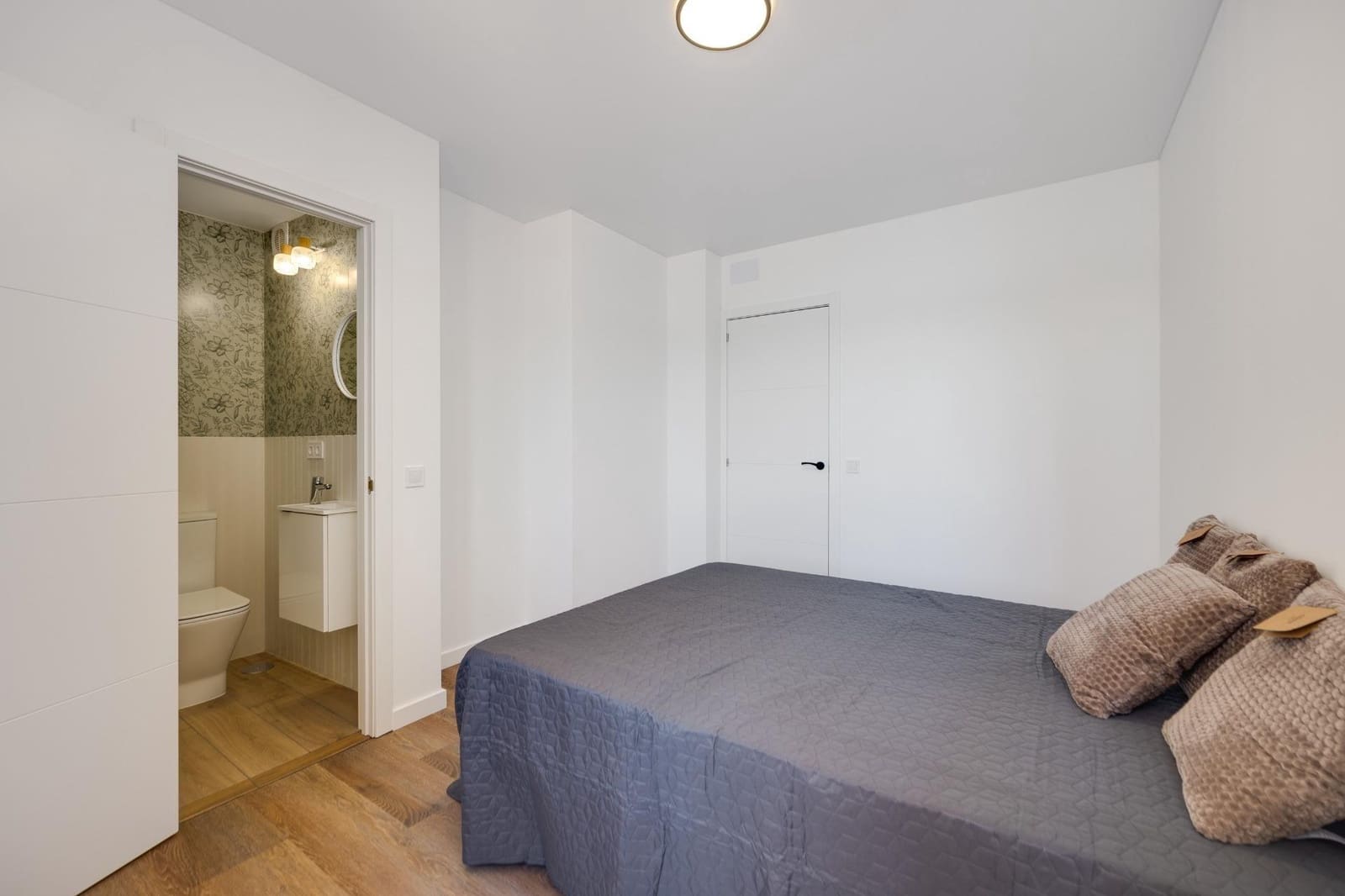 2 makuuhuone Huoneisto myytävänä paikassa Torrevieja - 250 000 € (Ref: 9979792)