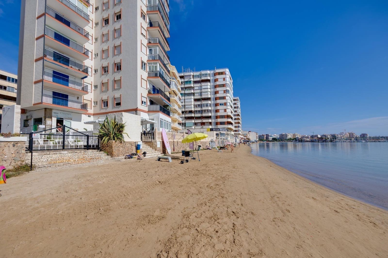 2 makuuhuone Huoneisto myytävänä paikassa Torrevieja - 250 000 € (Ref: 9979792)