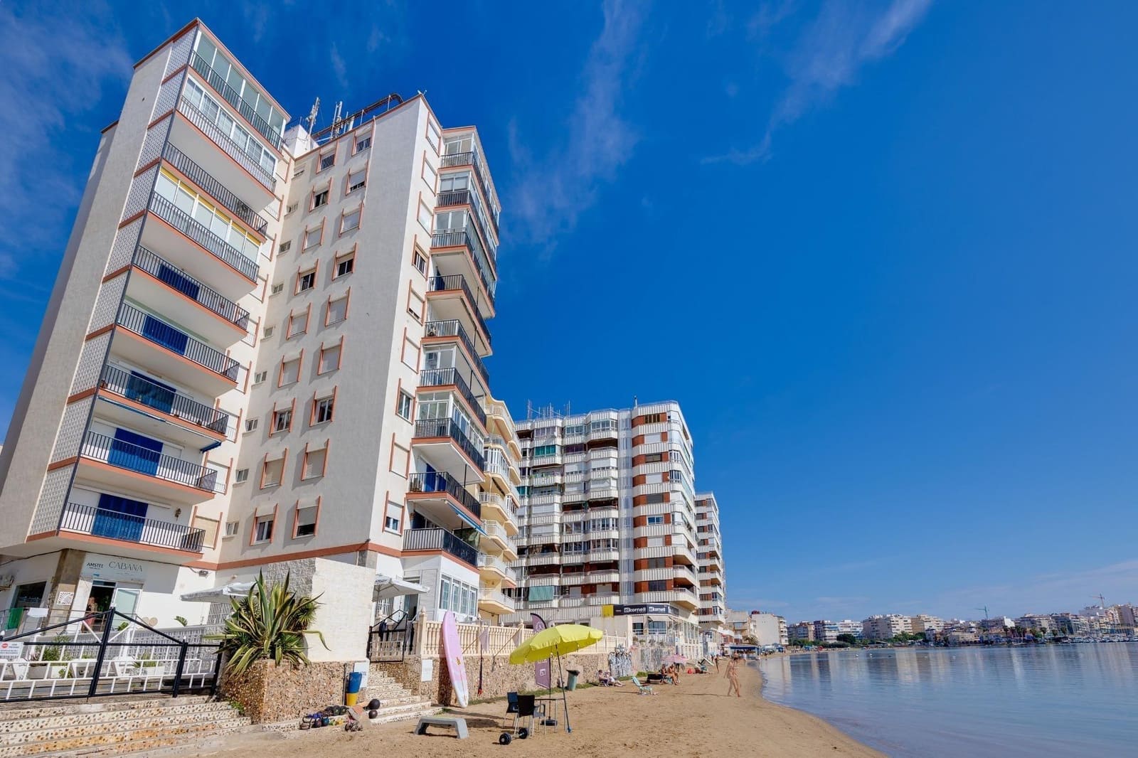 2 makuuhuone Huoneisto myytävänä paikassa Torrevieja - 250 000 € (Ref: 9979792)