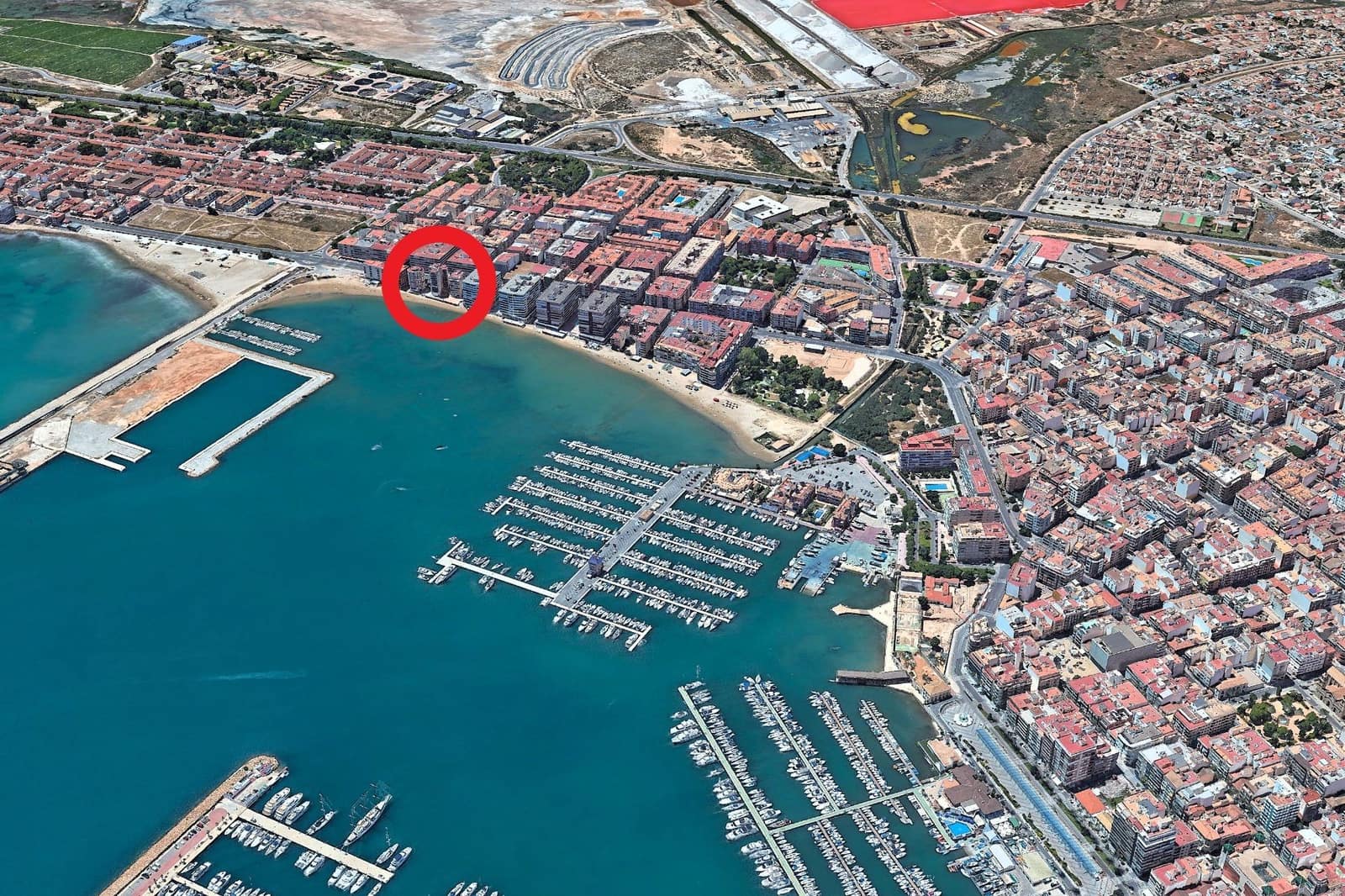 2 makuuhuone Huoneisto myytävänä paikassa Torrevieja - 250 000 € (Ref: 9979792)