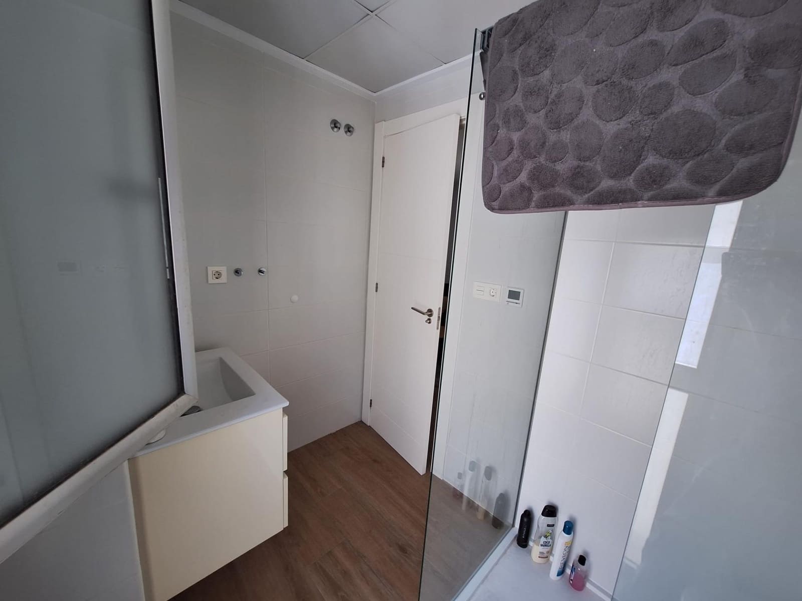 3 soveværelse Villa til salg i Torrevieja med swimmingpool - € 423.000 (Ref: 9980466)