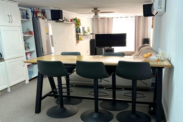3 soveværelse Lejlighed til salg i Playa de los Locos, Torrevieja - € 175.000 (Ref: 9995141)