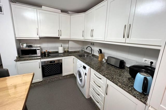 3 soveværelse Lejlighed til salg i Playa de los Locos, Torrevieja - € 175.000 (Ref: 9995141)