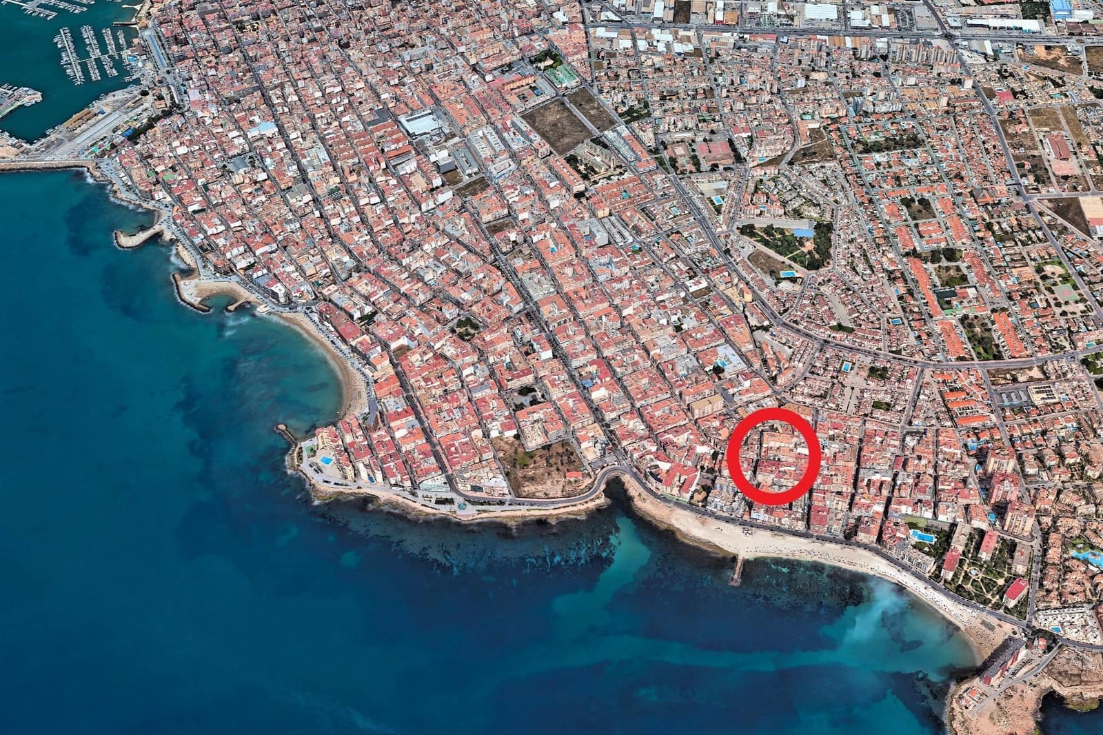 3 quarto Apartamento para venda em Torrevieja - 175 000 € (Ref: 9995141)