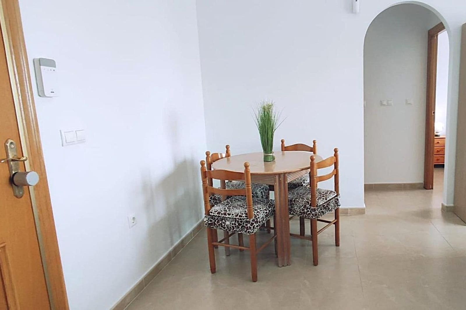 2 bedroom Penthouse for sale in Torrevieja with pool garage - € 186,000 (Ref: 9995142)