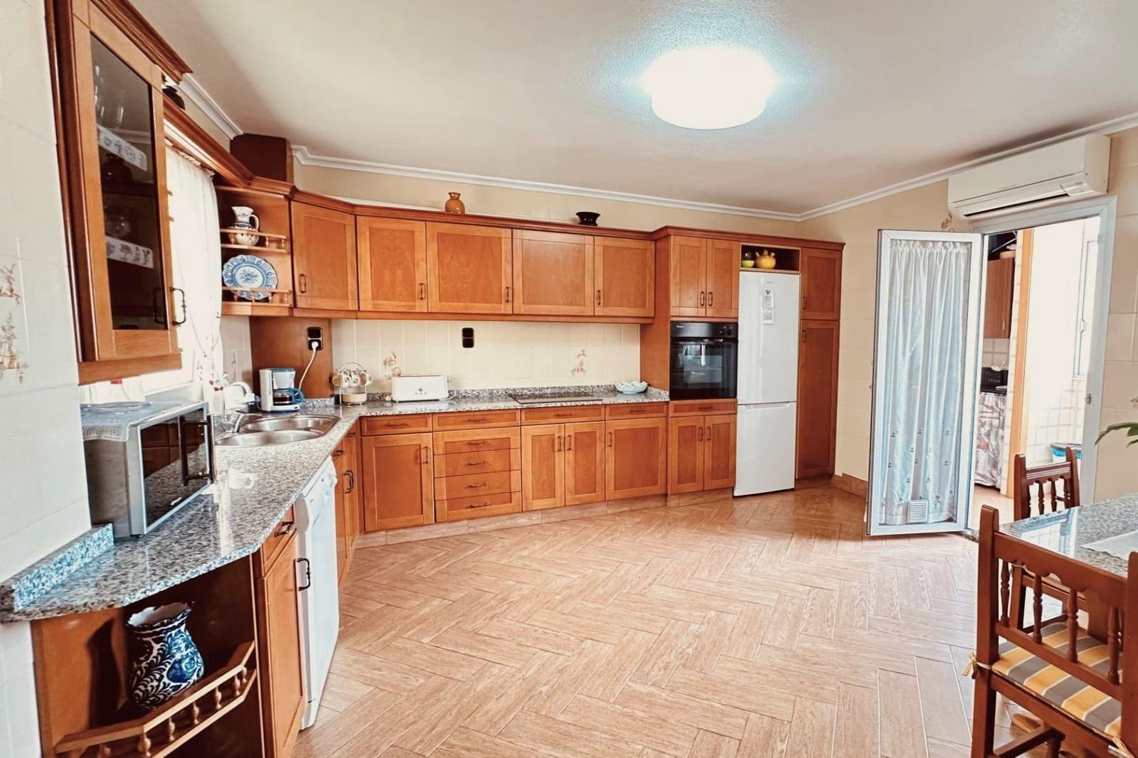 3 quarto Apartamento para venda em Torrevieja - 320 000 € (Ref: 9995143)